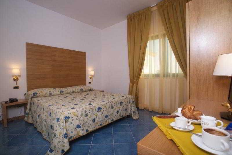 City Hotel Casoria Kültér fotó