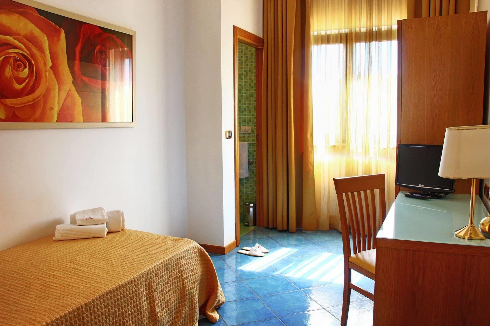City Hotel Casoria Kültér fotó