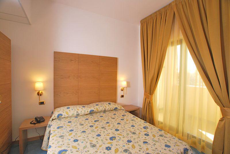 City Hotel Casoria Kültér fotó